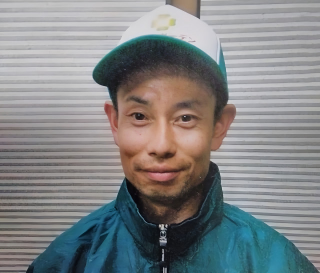 smileガーデン埼玉緑GM店の峯岸 幸範