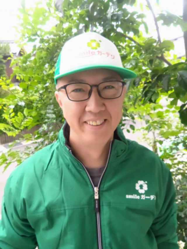 smileガーデン愛知稲沢国府宮店の加賀 雄一郎(契約者)橋本 慎吾(店長)