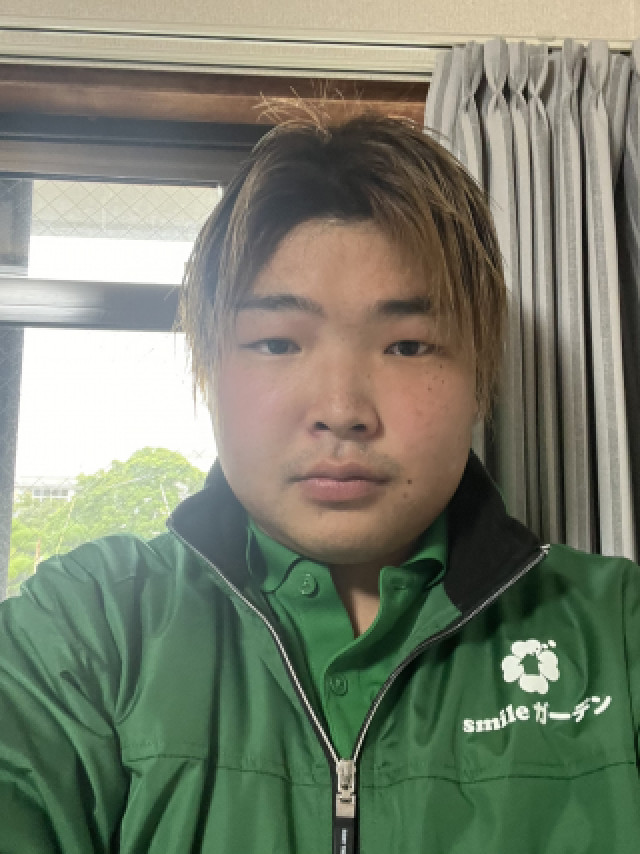 smileガーデン和歌山野崎店の株木 樹生